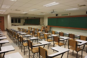 Andrew_Classroom_De_La_Salle_University-300x200 (1)